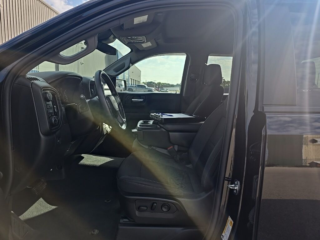 2022 Chevrolet Silverado 1500 4x4 Crew Cab Custom Minocqua WI
