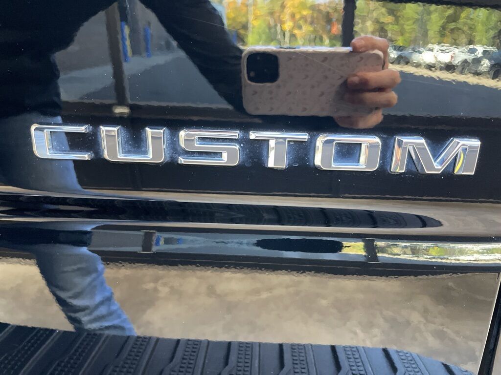 2022 Chevrolet Silverado 1500 4x4 Crew Cab Custom Minocqua WI