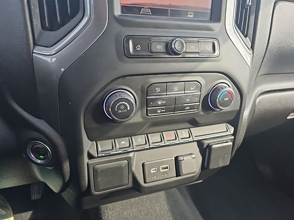 2022 Chevrolet Silverado 1500 4x4 Crew Cab Custom Minocqua WI