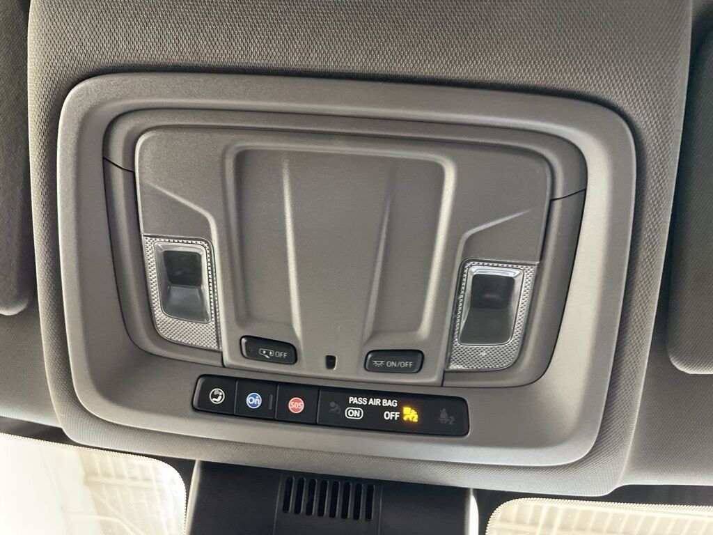 2022 Chevrolet Silverado 1500 4x4 Crew Cab Custom Minocqua WI