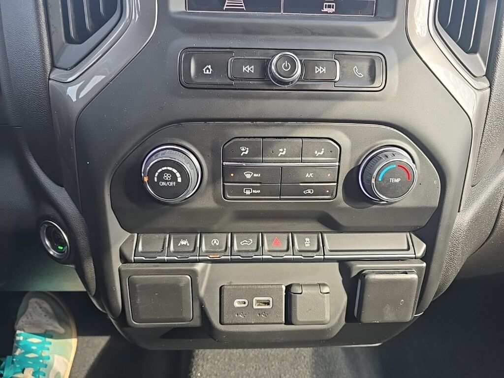 2022 Chevrolet Silverado 1500 4x4 Crew Cab Custom Minocqua WI