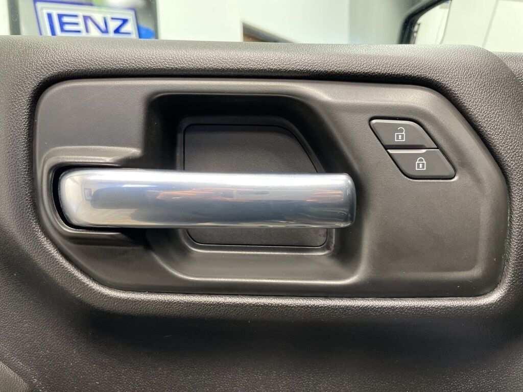 2022 Chevrolet Silverado 1500 4x4 Crew Cab Custom Minocqua WI