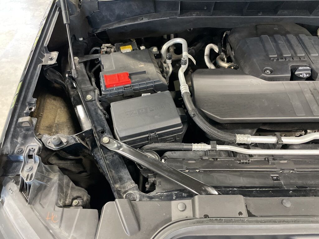 2022 Chevrolet Silverado 1500 4x4 Crew Cab Custom Minocqua WI