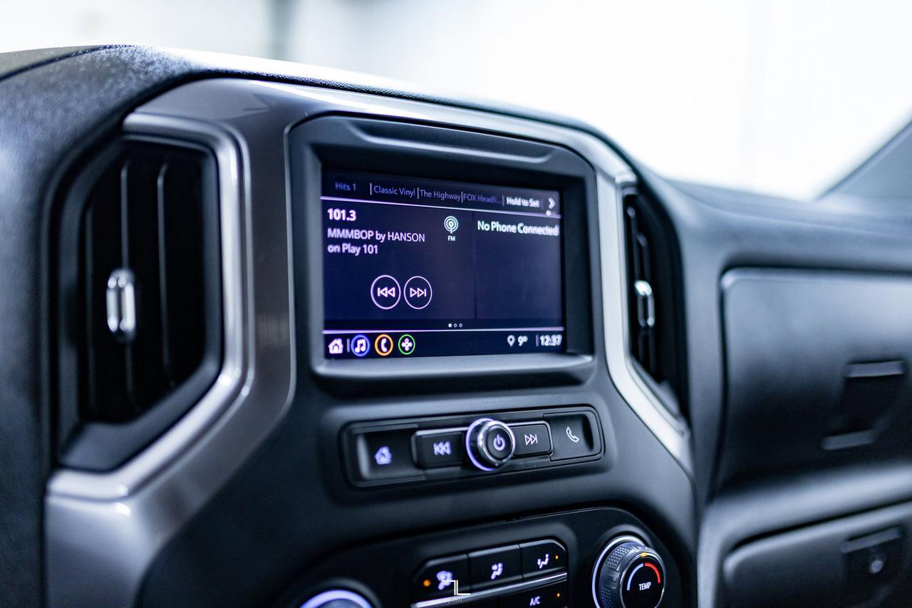 2022 Chevrolet Silverado 1500 4x4 Crew Cab Custom Trail Boss Z71 BCam Red Deer AB