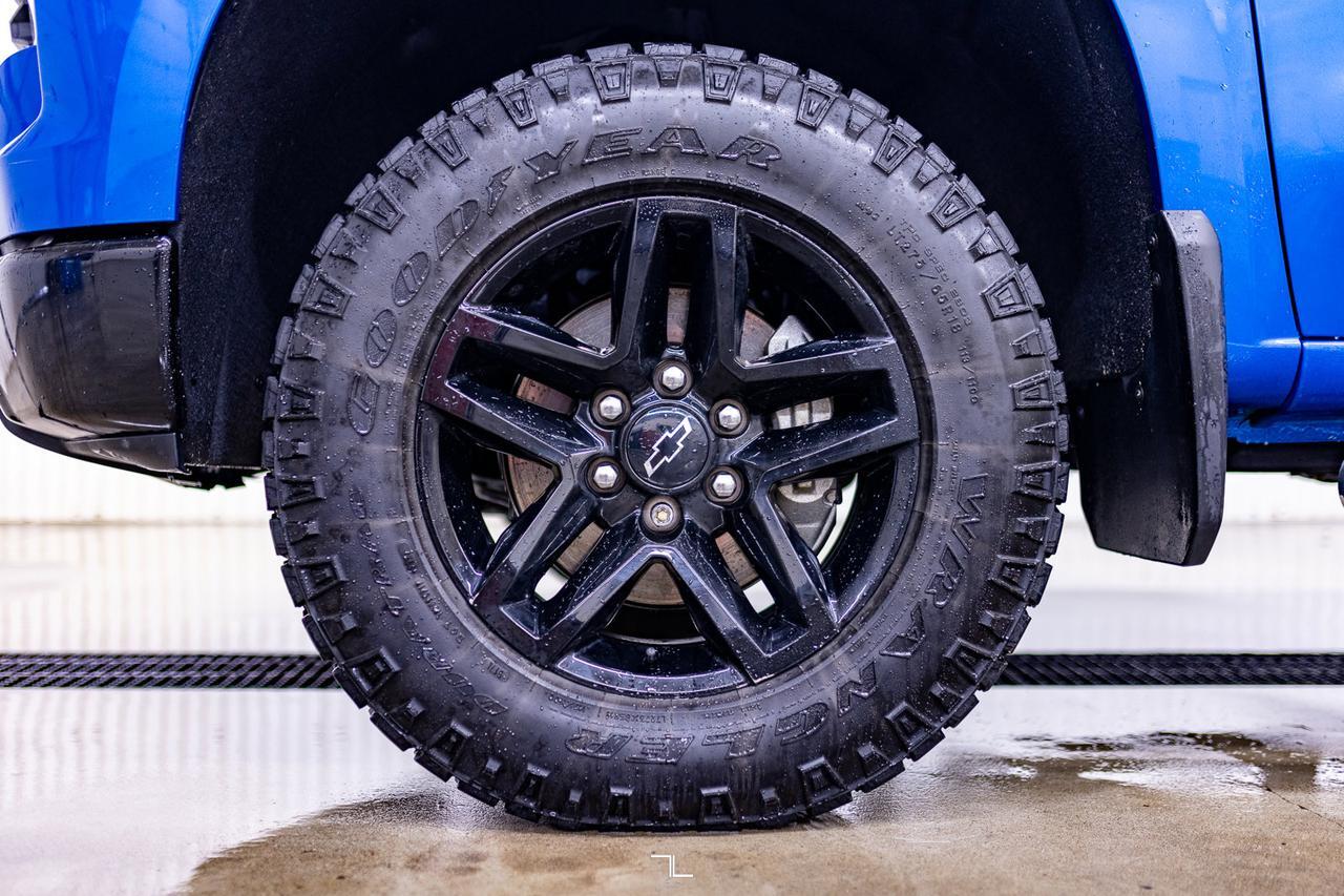 2022 Chevrolet Silverado 1500 4x4 Crew Cab Custom Trail Boss Z71 BCam Red Deer AB