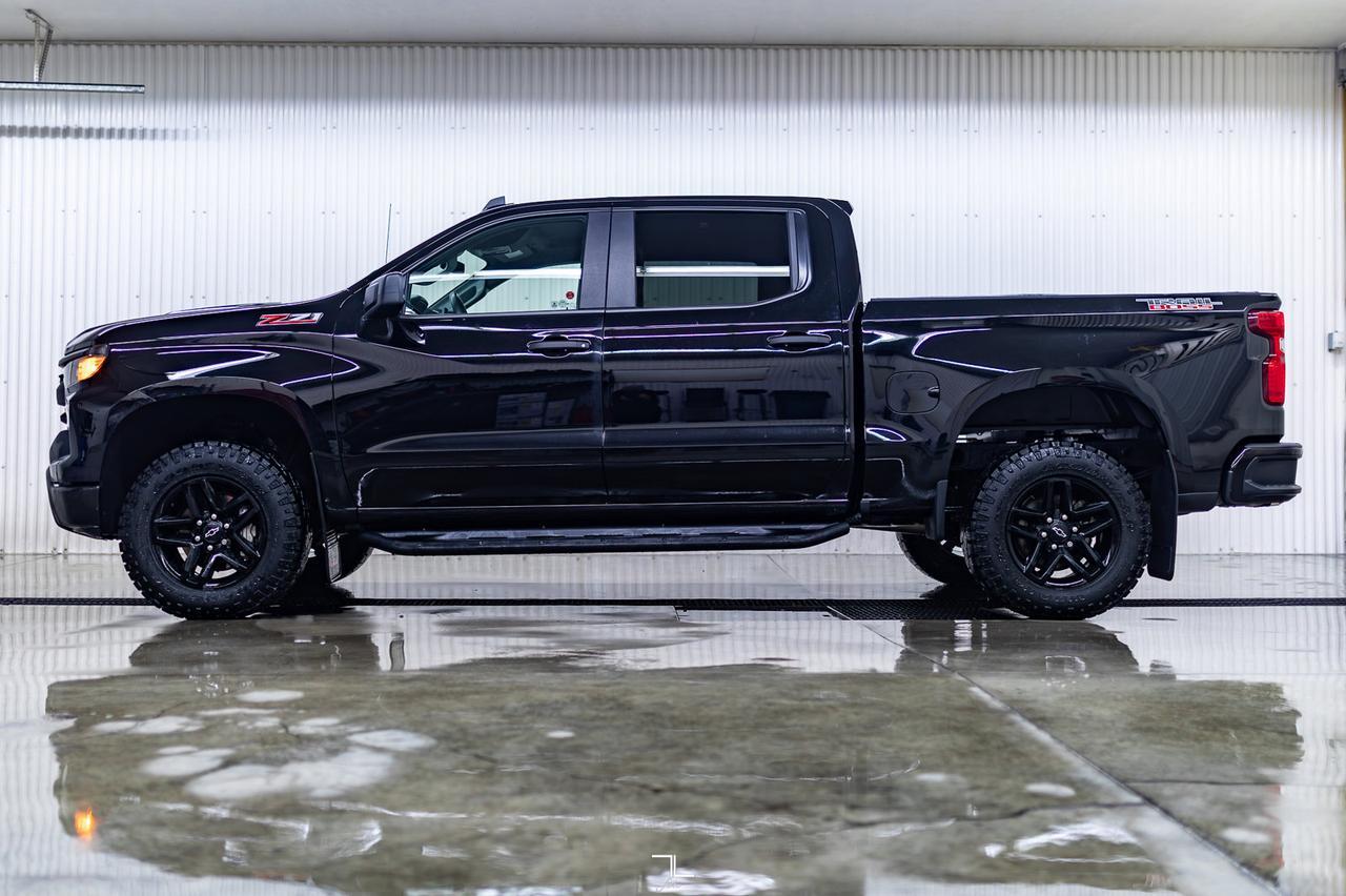 2022 Chevrolet Silverado 1500 4x4 Crew Cab Custom Trail Boss Z71 BCam Red Deer AB