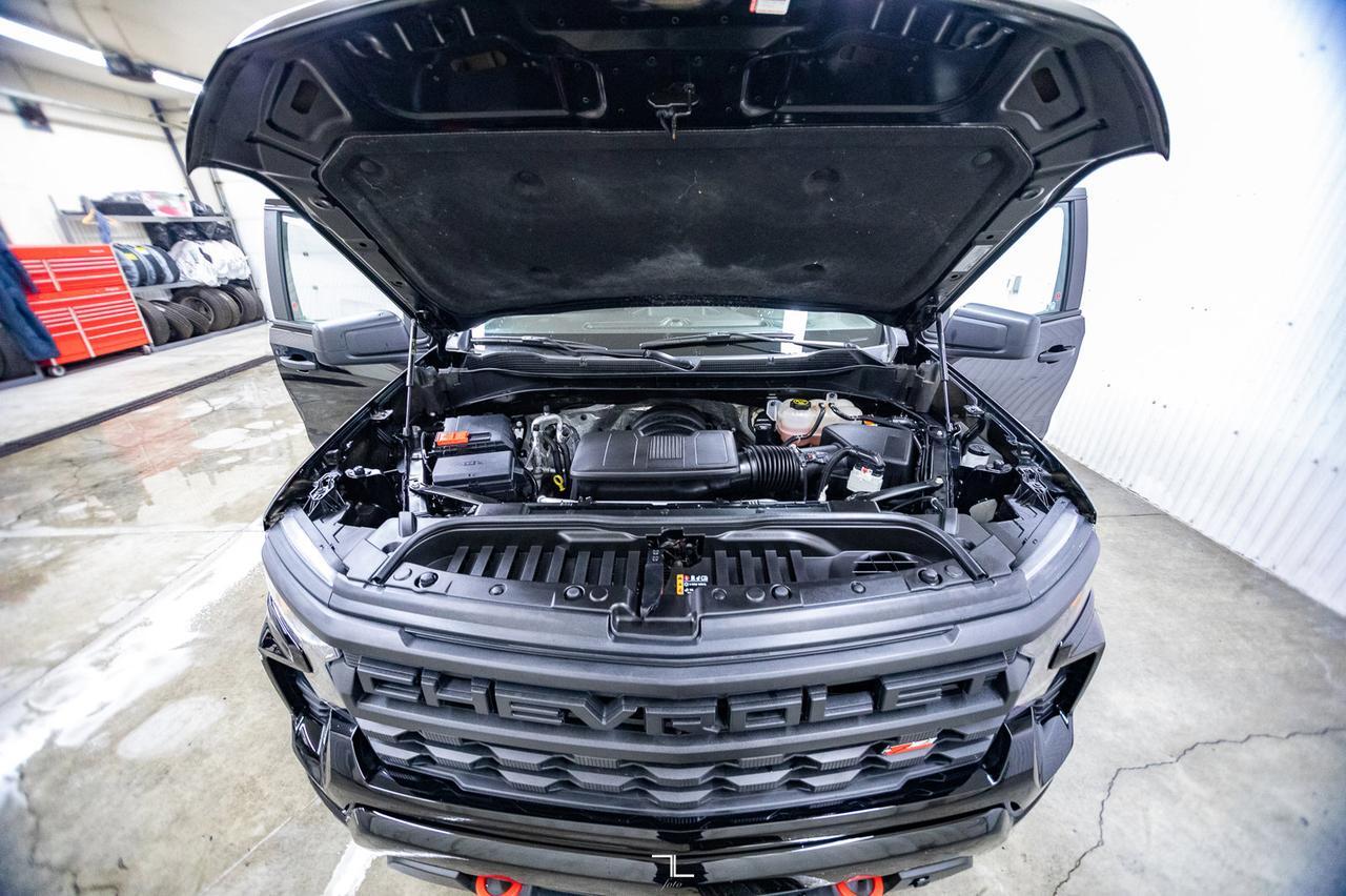 2022 Chevrolet Silverado 1500 4x4 Crew Cab Custom Trail Boss Z71 BCam Red Deer AB