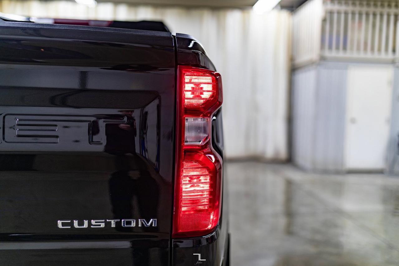 2022 Chevrolet Silverado 1500 4x4 Crew Cab Custom Trail Boss Z71 BCam Red Deer AB