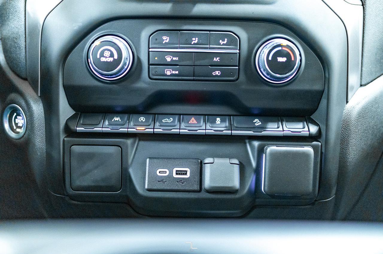 2022 Chevrolet Silverado 1500 4x4 Crew Cab Custom Trail Boss Z71 BCam Red Deer AB