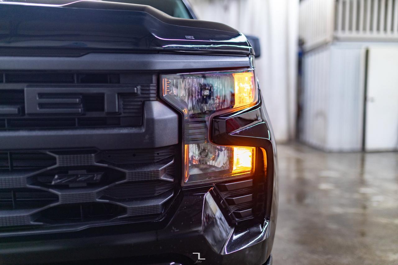 2022 Chevrolet Silverado 1500 4x4 Crew Cab Custom Trail Boss Z71 PSeat BCam Red Deer AB