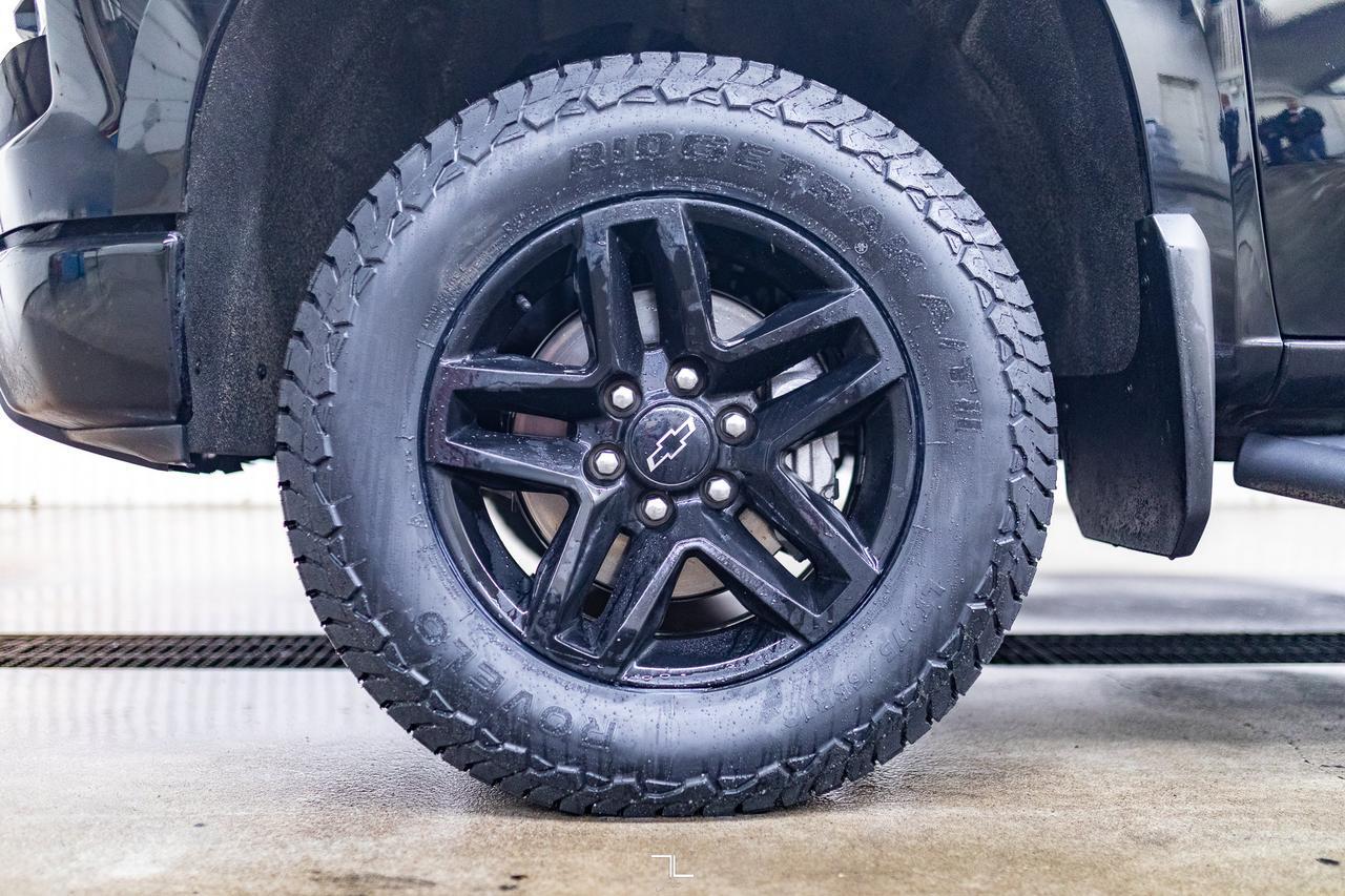 2022 Chevrolet Silverado 1500 4x4 Crew Cab Custom Trail Boss Z71 PSeat BCam Red Deer AB