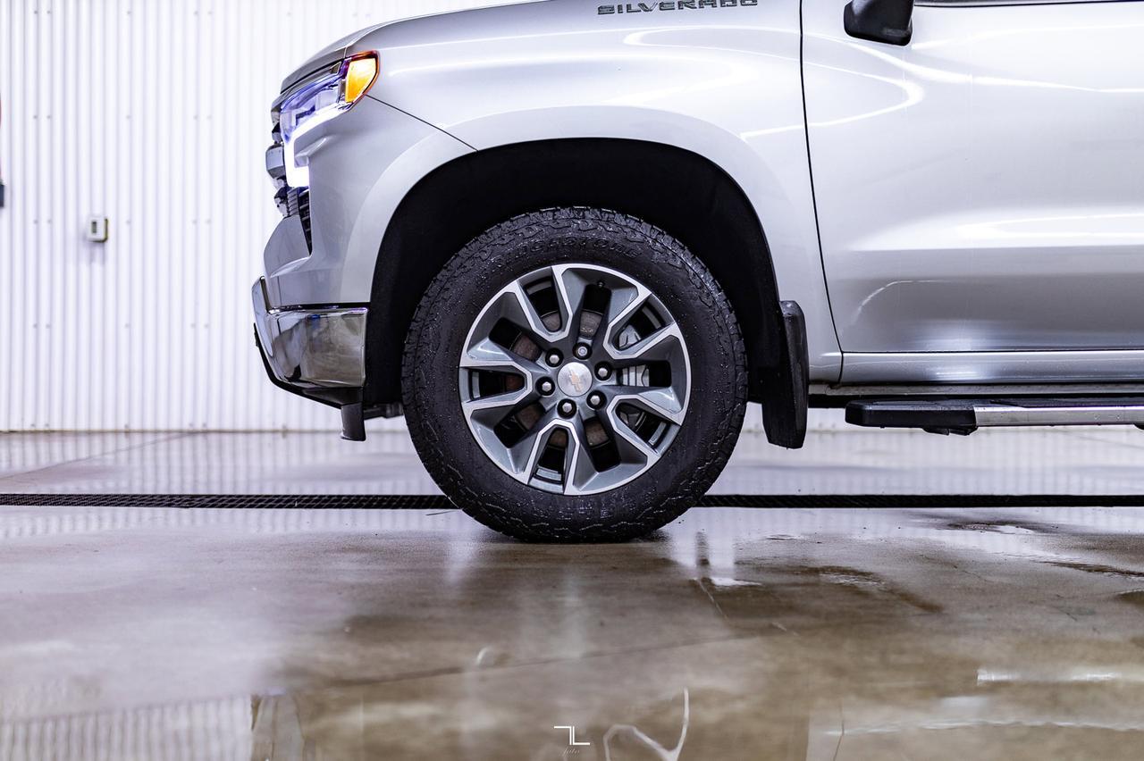 2022 Chevrolet Silverado 1500 4x4 Crew Cab LT Longbox Leather BCam 6 Pass Red Deer AB