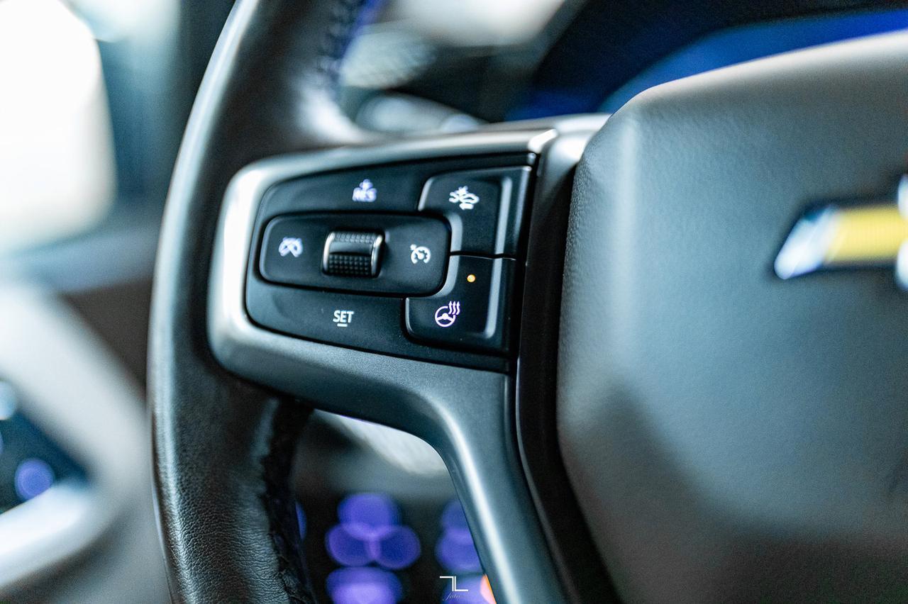 2022 Chevrolet Silverado 1500 4x4 Crew Cab LT Longbox Leather BCam 6 Pass Red Deer AB