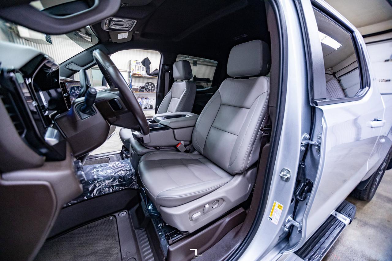 2022 Chevrolet Silverado 1500 4x4 Crew Cab LT Longbox Leather BCam 6 Pass Red Deer AB