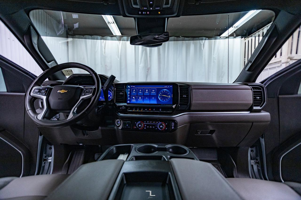 2022 Chevrolet Silverado 1500 4x4 Crew Cab LT Longbox Leather BCam 6 Pass Red Deer AB