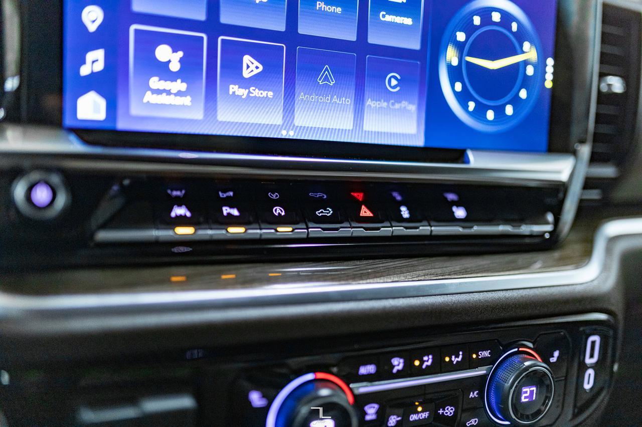 2022 Chevrolet Silverado 1500 4x4 Crew Cab LT Longbox Leather BCam 6 Pass Red Deer AB