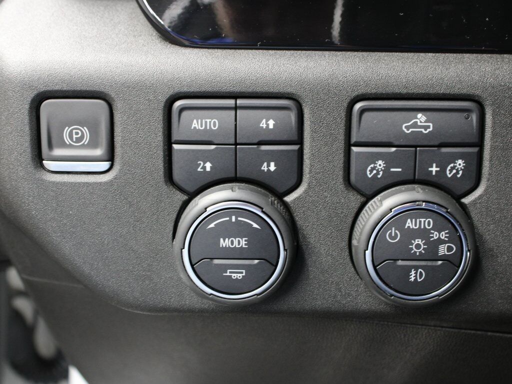 2022 Chevrolet Silverado 1500 4x4 Crew Cab RST Fond du Lac WI