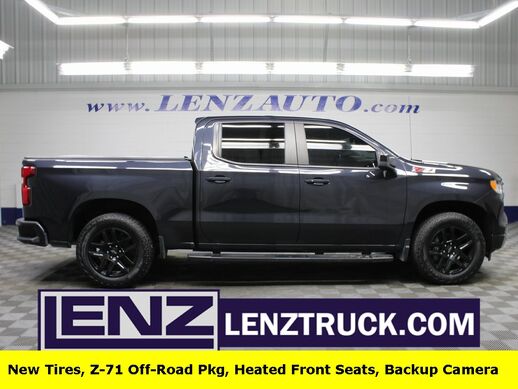 2022_Chevrolet_Silverado 1500_4x4 Crew Cab RST_ Fond du Lac WI