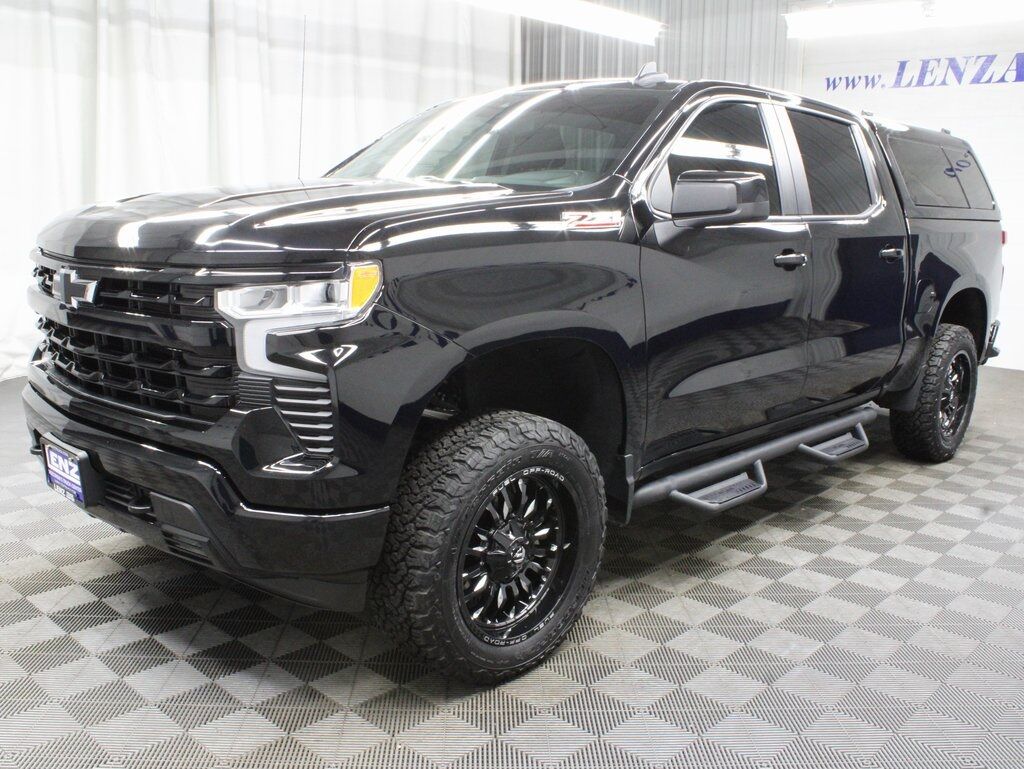 2022 Chevrolet Silverado 1500 4x4 Crew Cab RST Fond du Lac WI