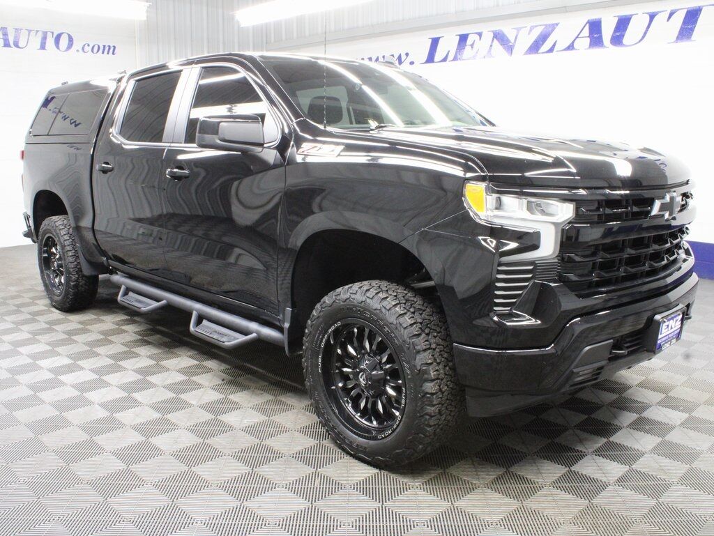 2022 Chevrolet Silverado 1500 4x4 Crew Cab RST Fond du Lac WI