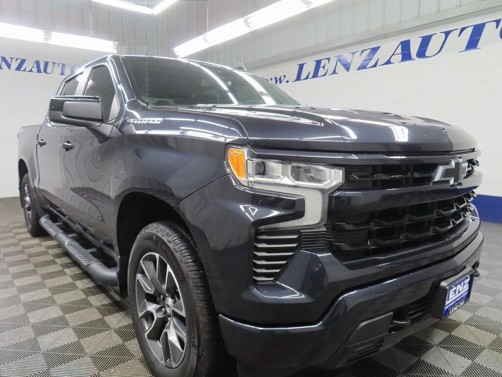 2022 Chevrolet Silverado 1500 4x4 Crew Cab RST