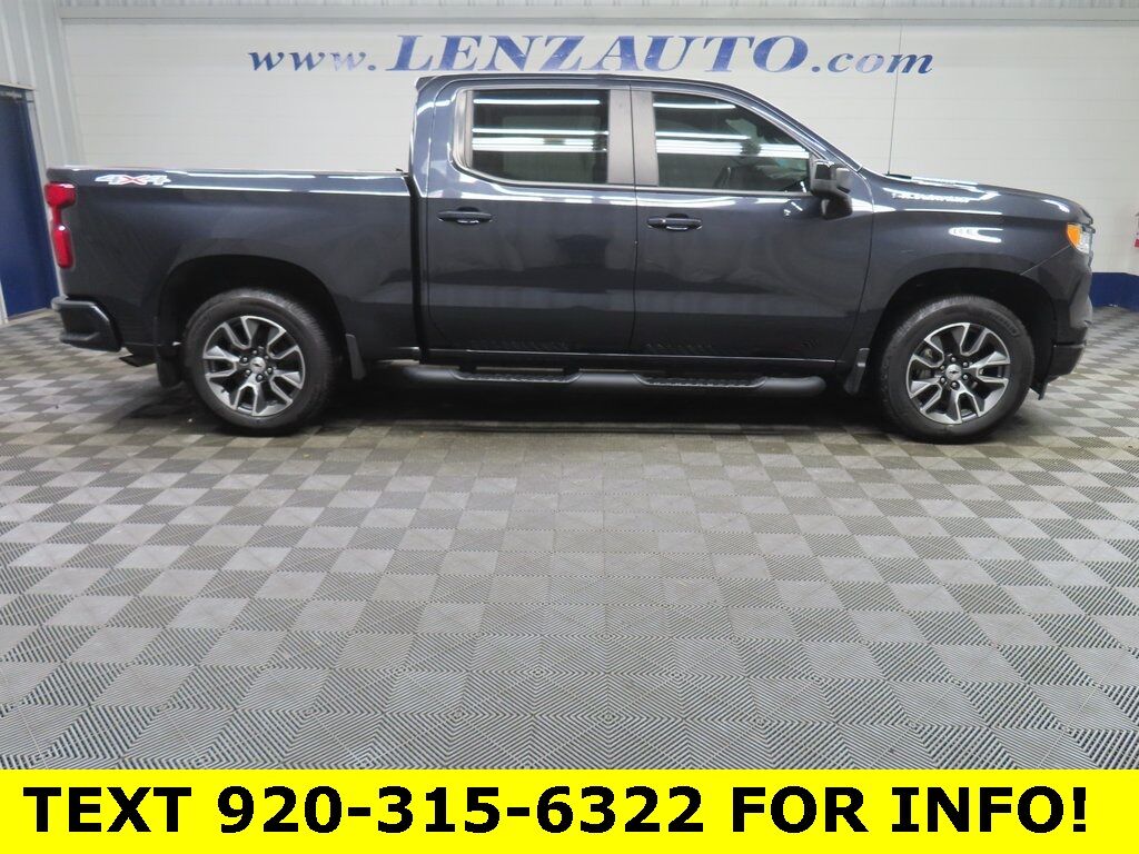 2022 Chevrolet Silverado 1500 4x4 Crew Cab RST