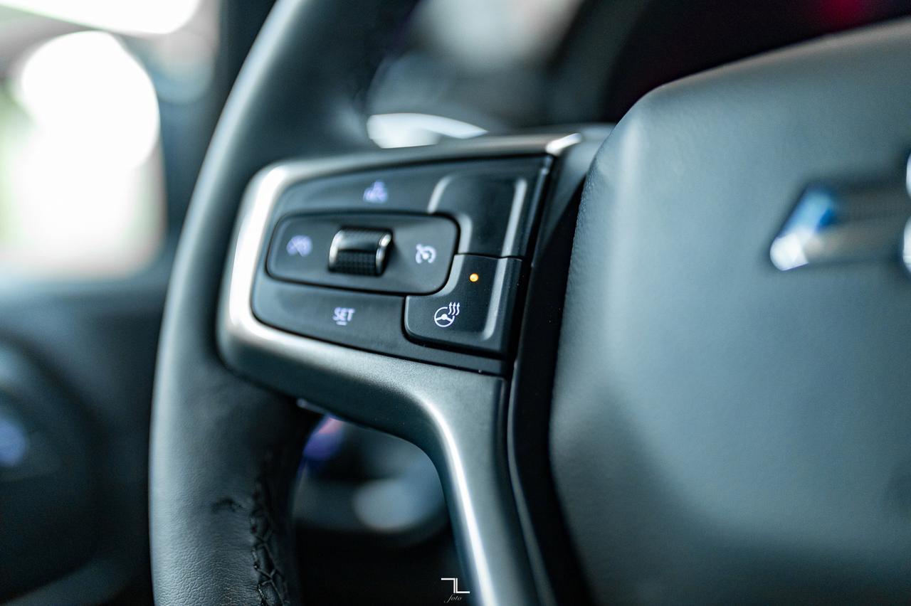 2022 Chevrolet Silverado 1500 4x4 Crew Cab RST PSeat BCam Red Deer AB