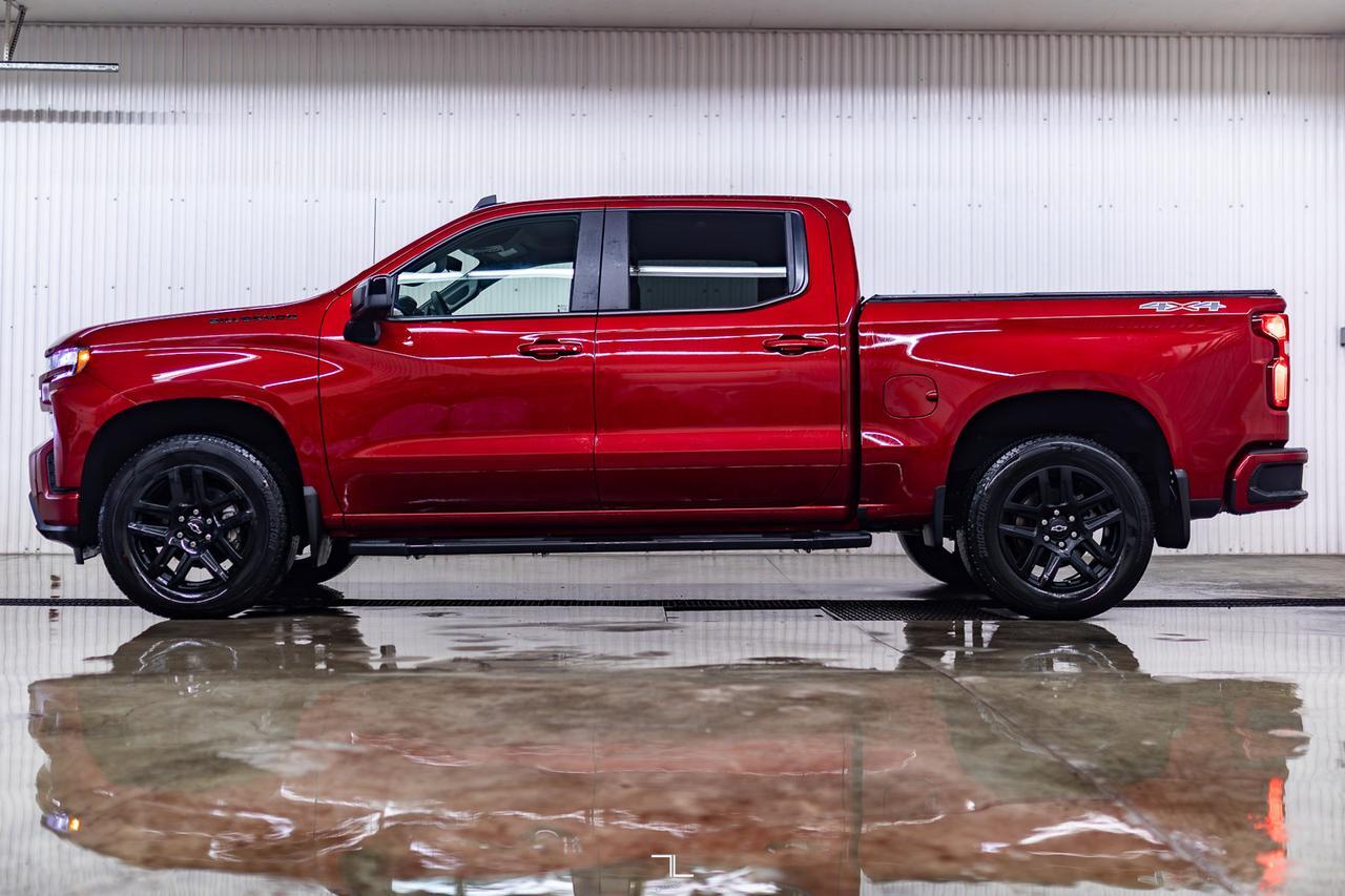 2022 Chevrolet Silverado 1500 4x4 Crew Cab RST PSeat BCam Red Deer AB