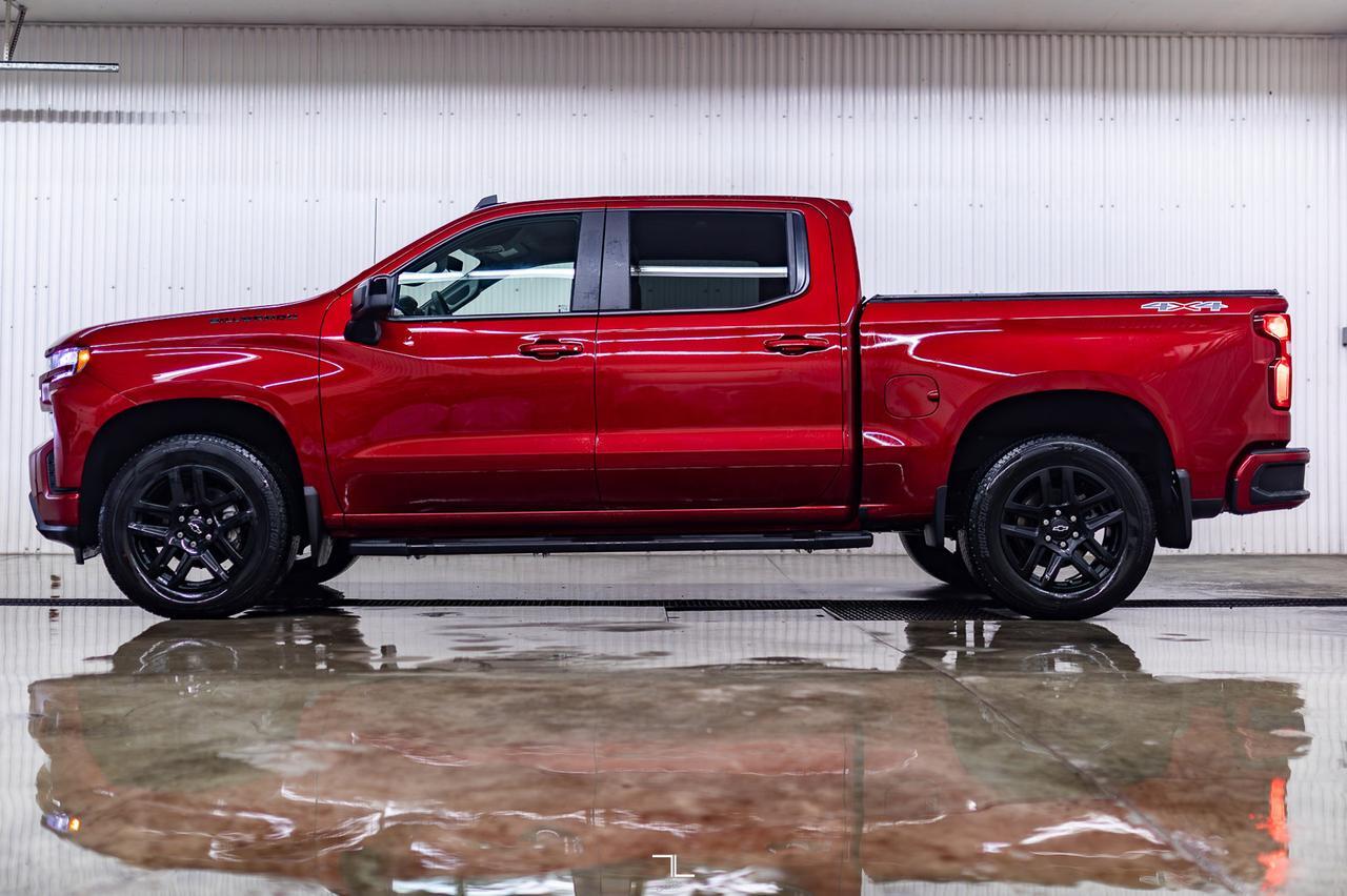 2022 Chevrolet Silverado 1500 4x4 Crew Cab RST PSeat BCam Red Deer AB