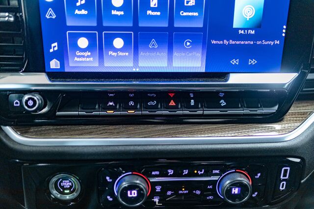 2022 Chevrolet Silverado 1500 4x4 Crew Cab RST Z71 BCam Red Deer AB