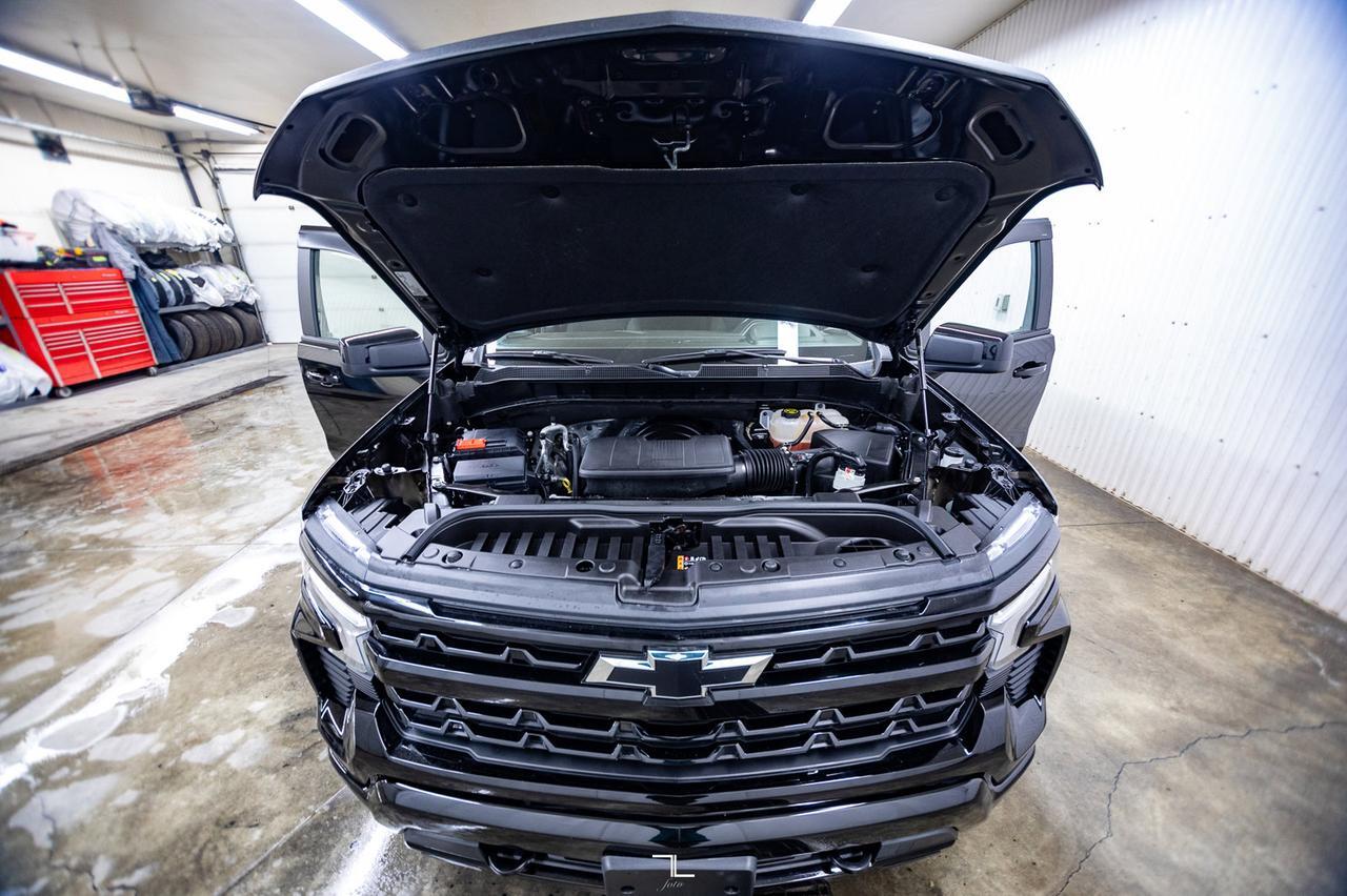 2022 Chevrolet Silverado 1500 4x4 Crew Cab RST Z71 BCam Red Deer AB