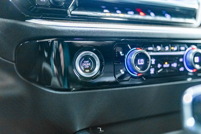 2022 Chevrolet Silverado 1500 4x4 Crew Cab RST Z71 BCam Red Deer AB