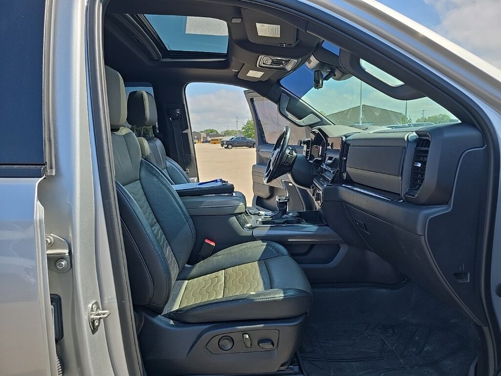 2022 Chevrolet Silverado 1500 4x4 Crew Cab ZR2 Fond du Lac WI