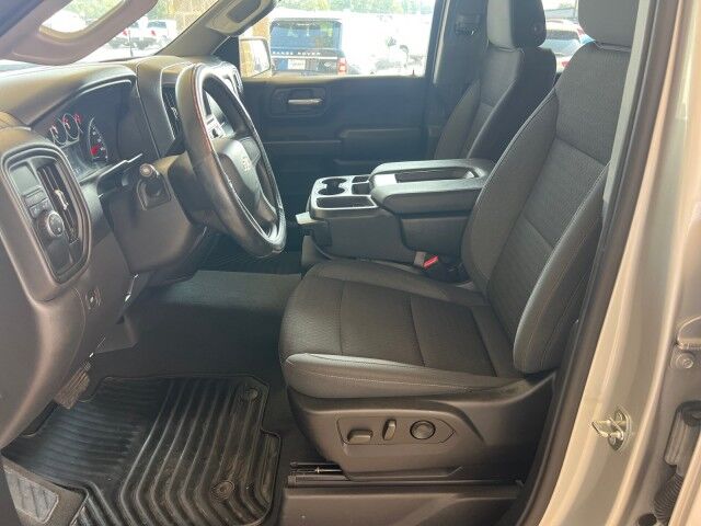 2022 Chevrolet Silverado 1500 Crew Cab Custom Lafayette LA