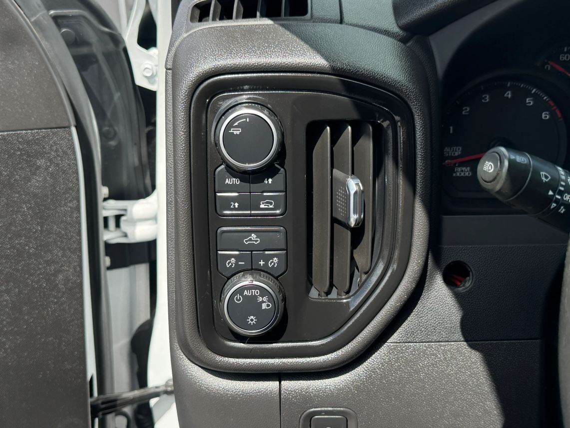 2022 Chevrolet Silverado 1500 Crew Cab Work Truck Pickup 4D 6 1/2 ft