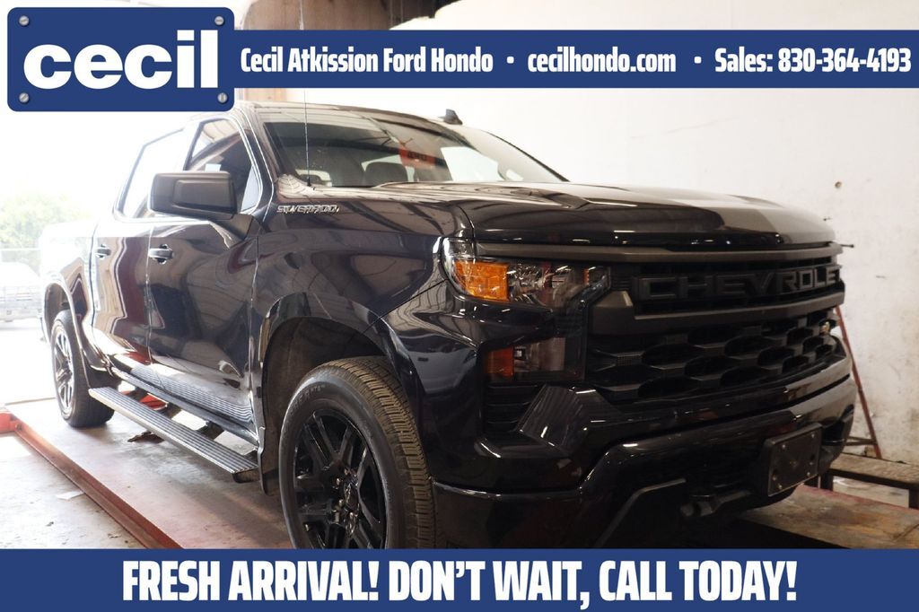 2022 Chevrolet Silverado 1500 Custom