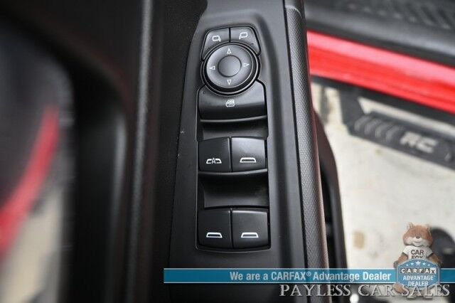 2022 Chevrolet Silverado 1500 Custom / 4X4 / Crew Cab / Convenience Pkg / Auto Start / Lane Departure & Forward Collision Alert / Apple CarPlay & Android Auto / Tonneau Cover / Bed Liner / Back Up Cam / Tow Pkg / 1-Owner Anchorage AK