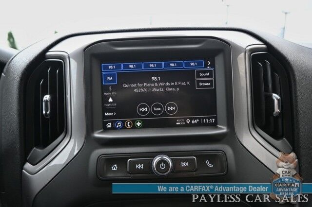 2022 Chevrolet Silverado 1500 Custom / 4X4 / Crew Cab / Convenience Pkg / Auto Start / Lane Departure & Forward Collision Alert / Apple CarPlay & Android Auto / Tonneau Cover / Bed Liner / Back Up Cam / Tow Pkg / 1-Owner Anchorage AK