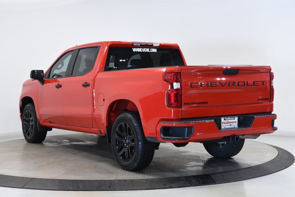 2022 Chevrolet Silverado 1500 Custom Akron