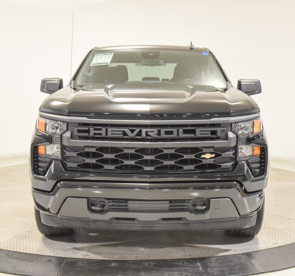 2022 Chevrolet Silverado 1500 Custom Akron