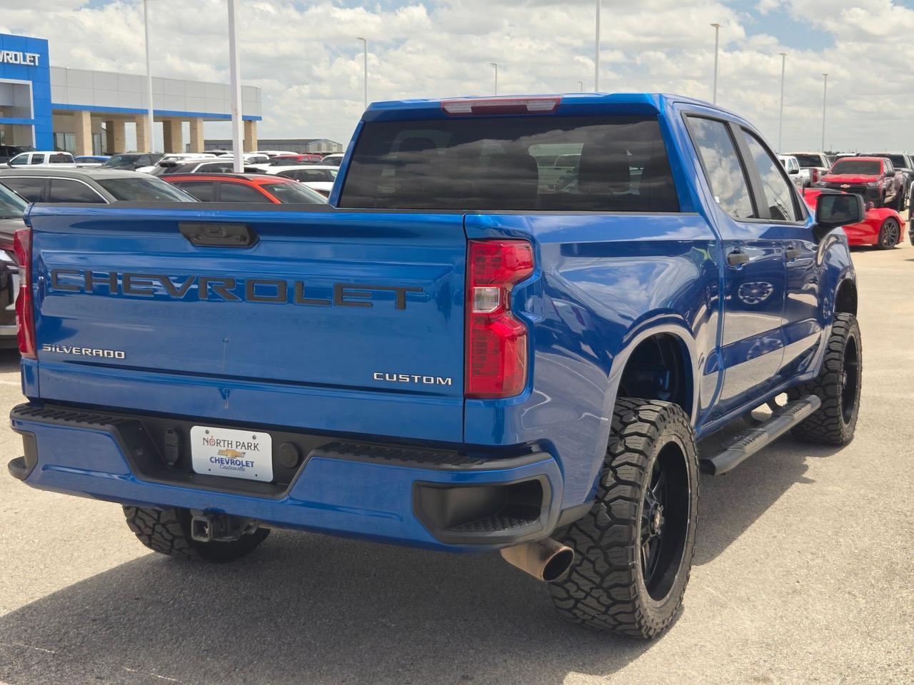 2022 Chevrolet Silverado 1500 Custom