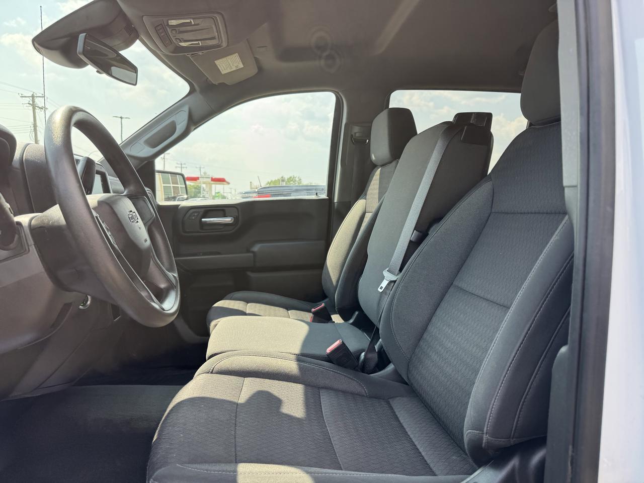 2022 Chevrolet Silverado 1500 Custom Trail Boss Crew Cab 4WD | Low KMs | HD Rear Vision Camera | OnStar Redwater AB