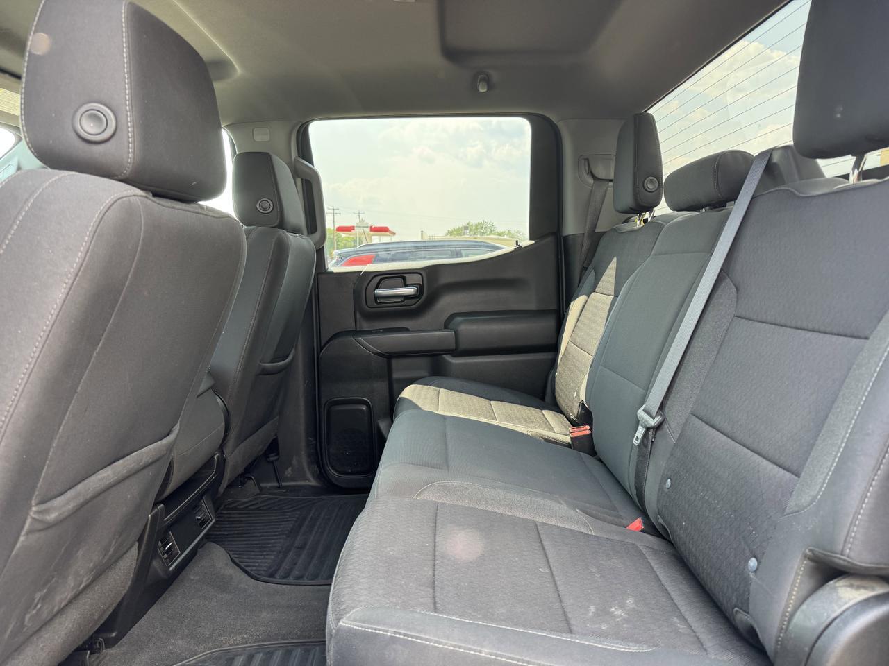2022 Chevrolet Silverado 1500 Custom Trail Boss Crew Cab 4WD | Low KMs | HD Rear Vision Camera | OnStar Redwater AB