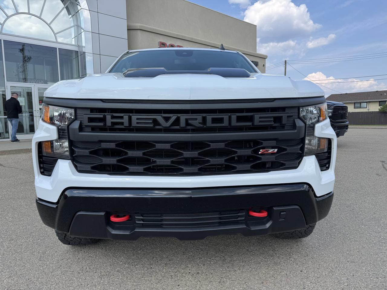2022 Chevrolet Silverado 1500 Custom Trail Boss Crew Cab 4WD | Low KMs | HD Rear Vision Camera | OnStar Redwater AB