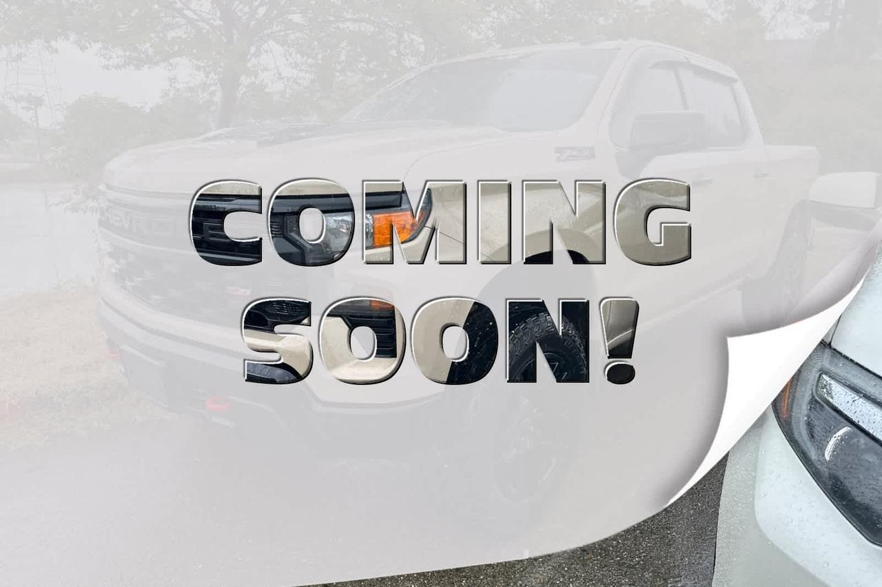 2022 Chevrolet Silverado 1500 Custom Trail Boss