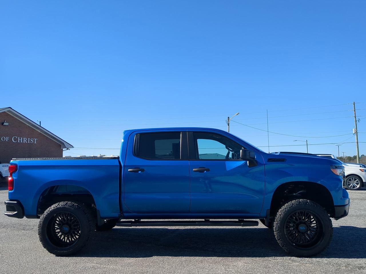 2022 Chevrolet Silverado 1500 Custom Trail Boss