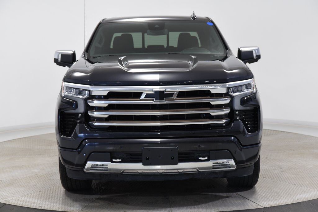 2022 Chevrolet Silverado 1500 High Country Akron