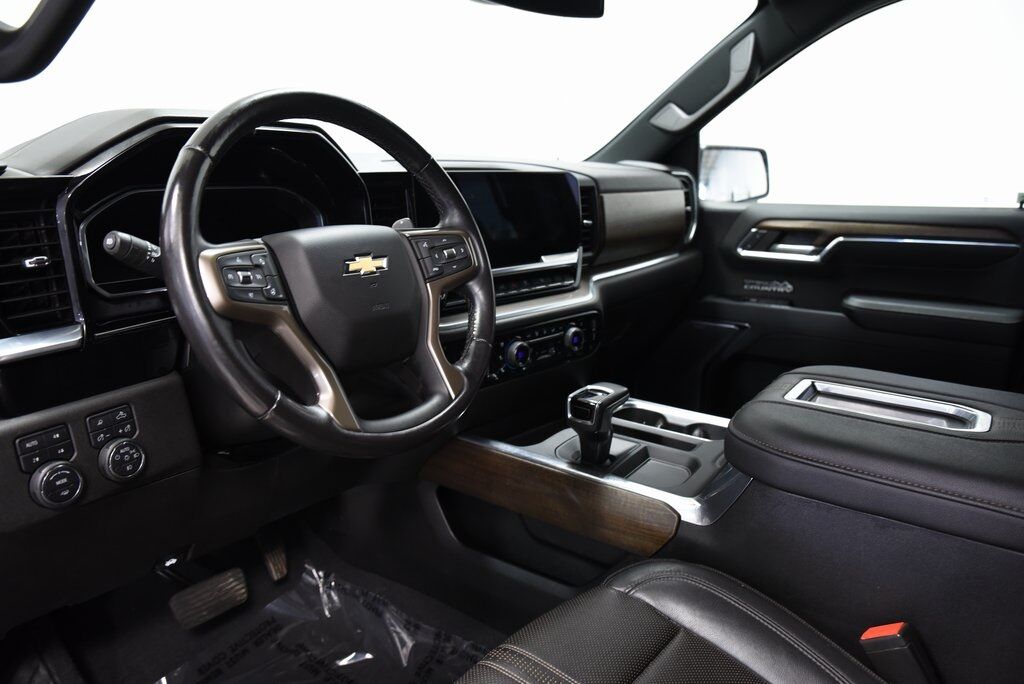 2022 Chevrolet Silverado 1500 High Country Akron