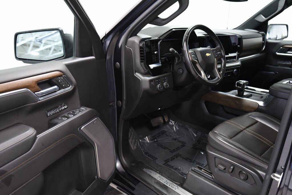 2022 Chevrolet Silverado 1500 High Country Akron