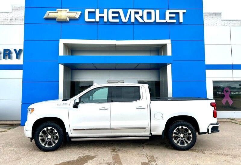 2022 Chevrolet Silverado 1500 High Country Harper KS